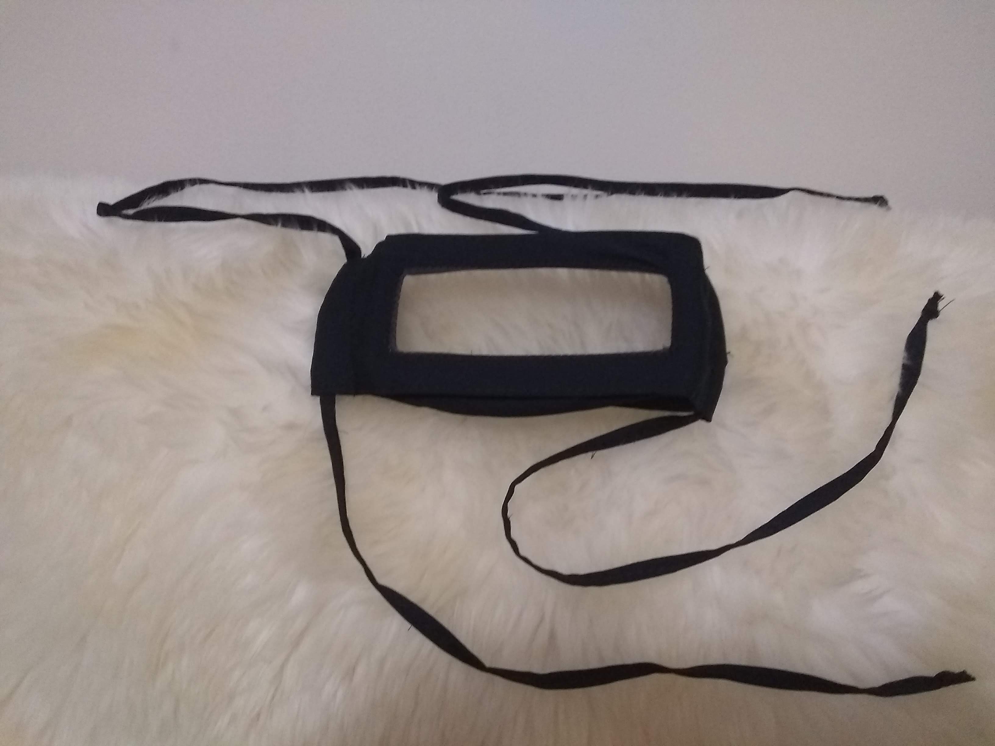 Image of the windowed facemask in black